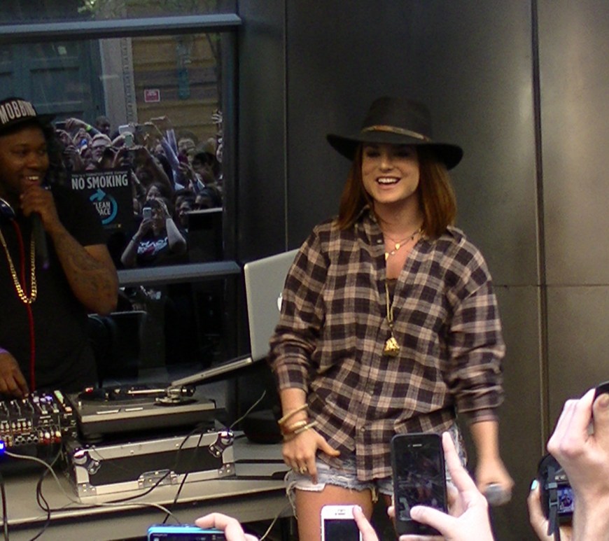 JoJo performing in New York City